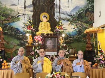 hinh-anh-sinh-hoat-va-luu-niem-cua-chu-ton-duc-ni-tai-ha-truong-5.jpg