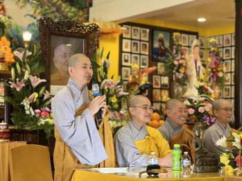 hinh-anh-sinh-hoat-va-luu-niem-cua-chu-ton-duc-ni-tai-ha-truong-12.jpg