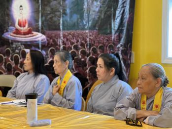 hinh-anh-sinh-hoat-va-luu-niem-cua-chu-ton-duc-ni-tai-ha-truong-31.jpg
